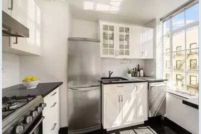 353 W 56th Street #5G, New York, NY 10019 - Photo 2