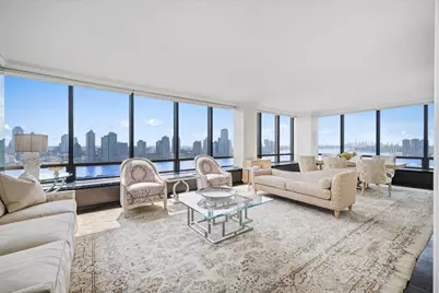 870 United Nations Plaza #22F, New York, NY 10017 - Photo 2