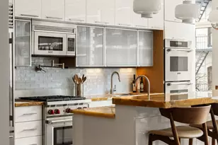 433 E 74th St, New York City, NY 10021 - Photo 6