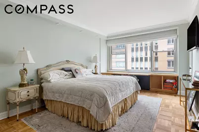 201 E 62nd Street #12B, New York City, NY 10065 - Photo 8