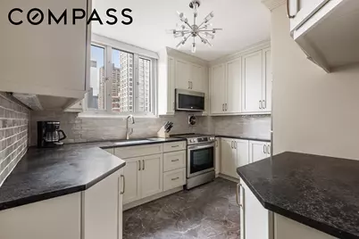 201 E 62nd Street #12B, New York City, NY 10065 - Photo 6
