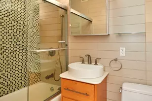 370 E 76th St, New York City, NY 10021 - Photo 8