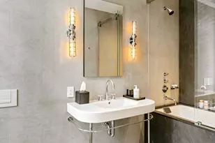 122 Waverly Pl, New York, NY 10011 - Photo 20
