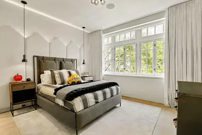 122 Waverly Place, New York, NY 10011 - Photo 18