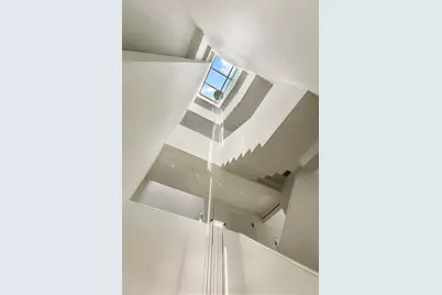 122 Waverly Place, New York, NY 10011 - Photo 14