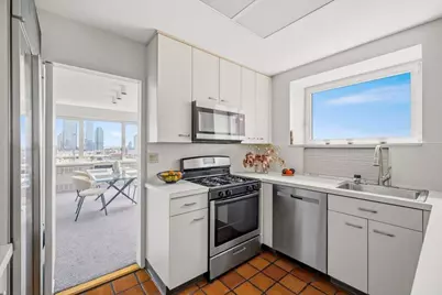 25 Sutton Place S #16G, New York City, NY 10022 - Photo 8