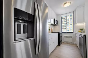 1735 York Ave, New York City, NY 10128 - Photo 4