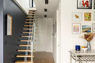 3 Ridgewood Pl, New York City, NY 11237 - Photo 4