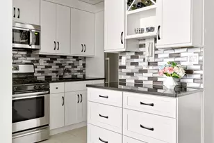 139 E 33rd St, New York City, NY 10016 - Photo 4