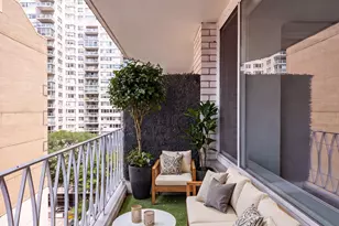 1160 3rd Ave, New York City, NY 10065 - Photo 4