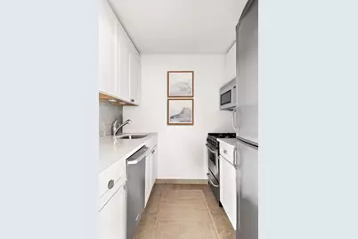 101 W 12th Street #11A, New York City, NY 10011 - Photo 4