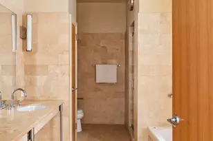 62 Beach St, New York City, NY 10013 - Photo 12