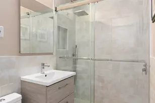 101 W 12th St, New York City, NY 10011 - Photo 6