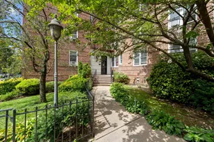 88-01 35th Ave, New York City, NY 11372 - Photo 16