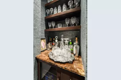 200 Central Park S #25B, New York City, NY 10019 - Photo 6