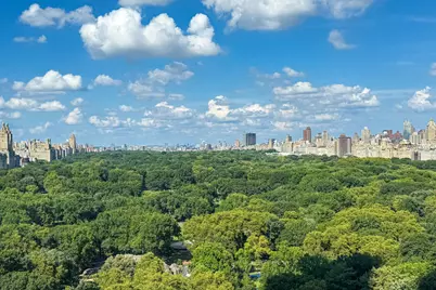 200 Central Park S #25B, New York City, NY 10019 - Photo 2