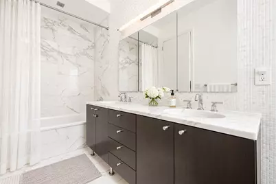 46-30 Center Boulevard #404, Long Island City, NY 11109 - Photo 8