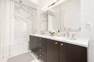 46-30 Center Blvd, Long Island City, NY 11109 - Photo 8