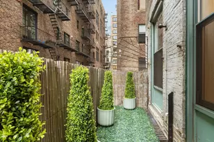 34-36 E 10th St, New York City, NY 10003 - Photo 10