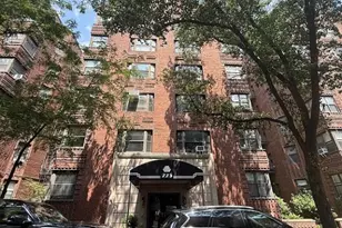 225 E 74th St, New York City, NY 10021 - Photo 2