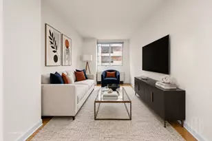 308 E 38th St, New York City, NY 10016 - Photo 2