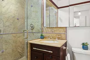 301 E 22nd St, New York City, NY 10010 - Photo 4