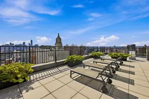 201 E 17th St, New York City, NY 10003 - Photo 14