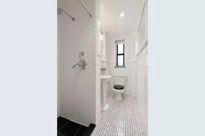225 E 74th Street #2DE, New York, NY 10021 - Photo 12