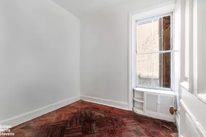 50 W 9th Street #3D, New York, NY 10011 - Photo 6