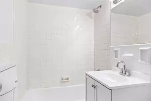 130 E 18th St, New York City, NY 10003 - Photo 10