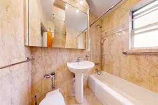 2553 E 7th St, New York City, NY 11235 - Photo 8