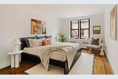 165 Christopher Street #6C, New York City, NY 10014 - Photo 4