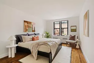 165 Christopher St, New York City, NY 10014 - Photo 4