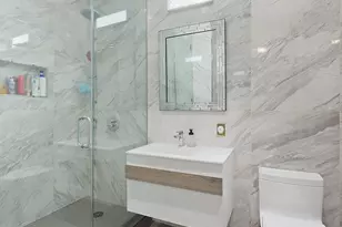 252 7th Ave, New York City, NY 10001 - Photo 8