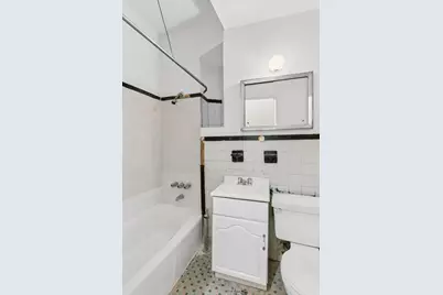 92 Horatio Street #4S, New York City, NY 10014 - Photo 8