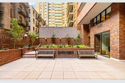 233 E 86th Street #15A, New York City, NY 10028 - Photo 10