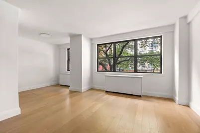 201 E 28th Street #2P, New York City, NY 10016 - Photo 2