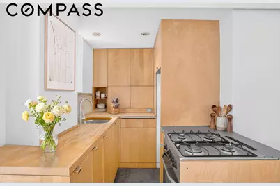 140 E 40th Street #2D, New York, NY 10016 - Photo 4