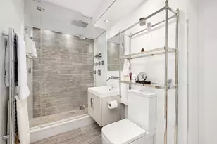 70 E 10th St, New York City, NY 10003 - Photo 8