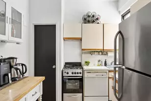 44 W 96th St, New York City, NY 10025 - Photo 6