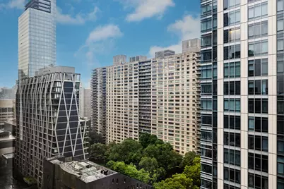 2025 Broadway #18B, New York, NY 10023 - Photo 6