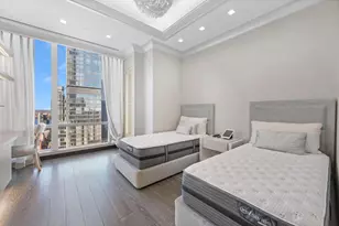 157 W 57th St, New York City, NY 10019 - Photo 8