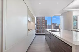 157 W 57th St, New York City, NY 10019 - Photo 20