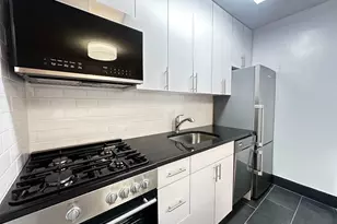 442 W 57th St, New York City, NY 10019 - Photo 1