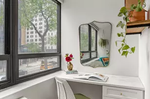 240 E 47th St, New York, NY 10017 - Photo 8