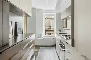1050 5th Ave, New York City, NY 10028 - Photo 4