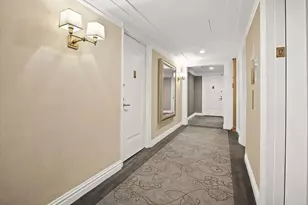 40 W 72nd St, New York City, NY 10023 - Photo 2
