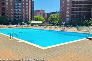 61-25 98th St, New York City, NY 11374 - Photo 30