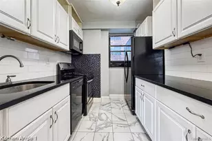 61-25 98th St, New York City, NY 11374 - Photo 12