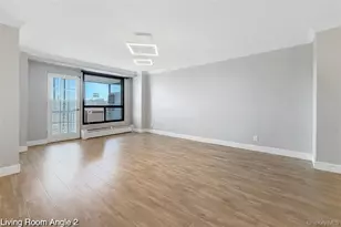 61-25 98th St, New York City, NY 11374 - Photo 8